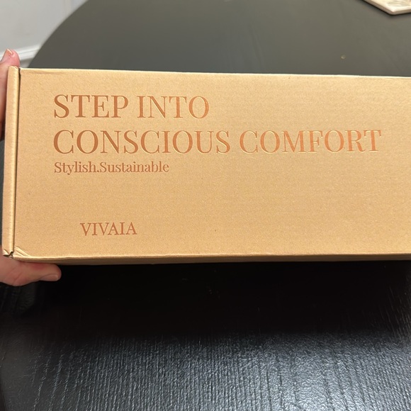 Brand new Vivaia flats - Picture 3 of 7